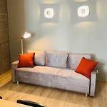 Library House Quiet&compact 2 Rooms&beds Riga