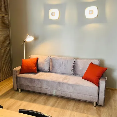 Library House Quiet&compact 2 Rooms&beds 里加