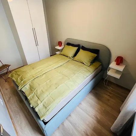 Library House Quiet&compact 2 Rooms&beds Apartman Riga